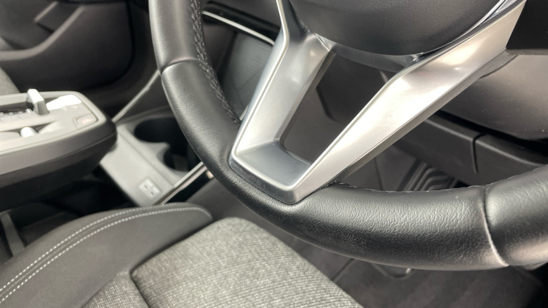 BMW 2 Series 220i MHT Sport 5dr DCT Petrol Hatchback